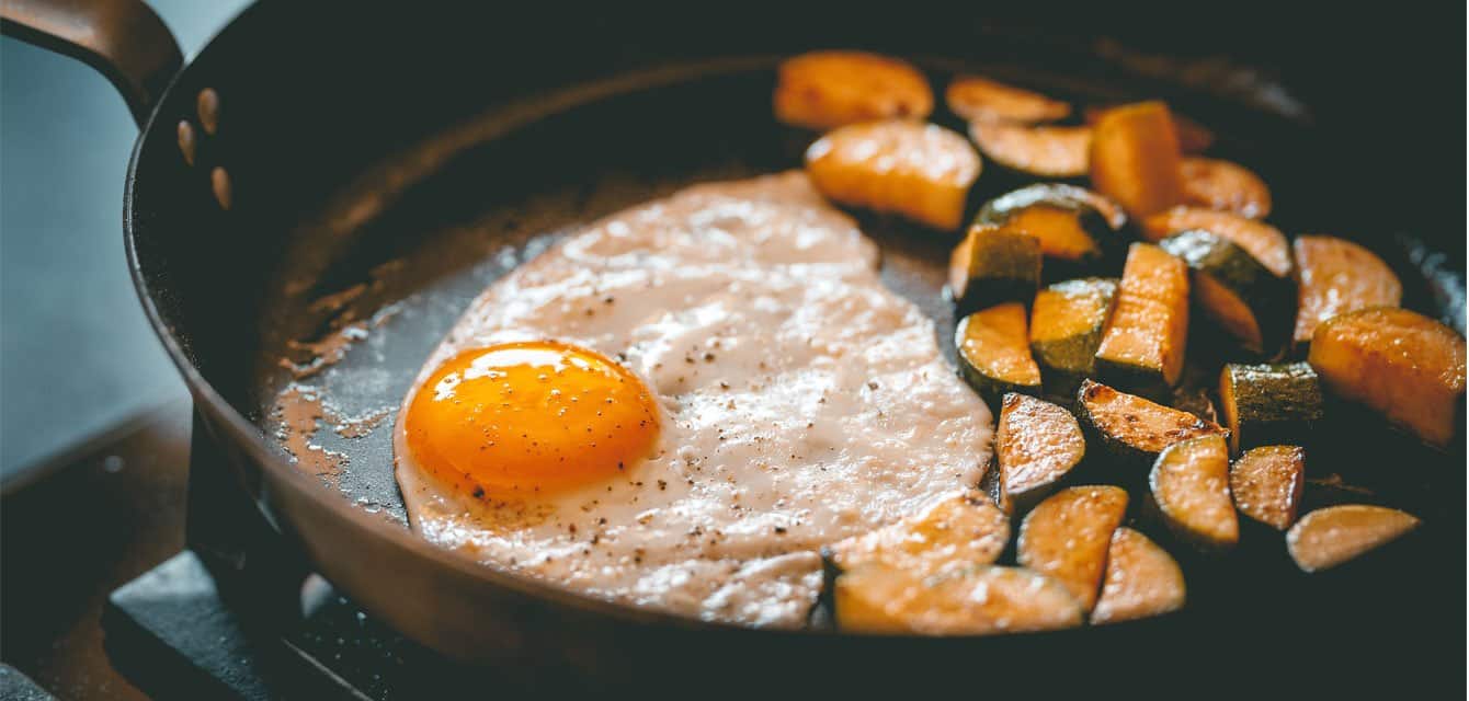 Poële et oeuf